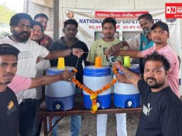 વલસાડના ગુંદલાવ ચોકડી પર શિવ શક્તિ યુવક મંડળ દ્વારા ગરમીમાં રાહદારીઓ માટે વિનામૂલ્યે ઠંડા પાણીની પરબ શરૂ