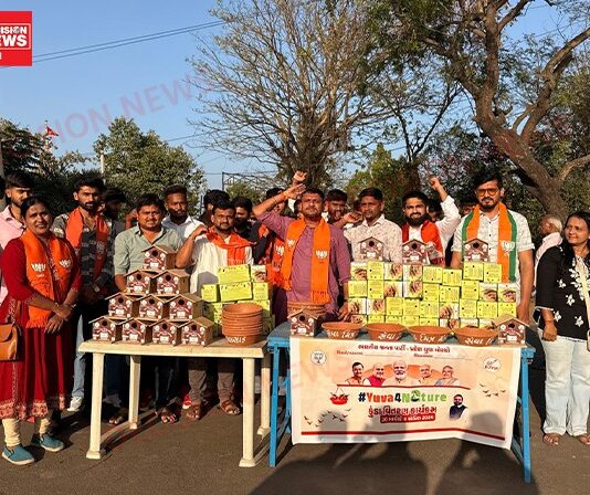 વિશ્વ ચકલી દિવસ નિમિત્તે ભાજપ યુવા મોરચા વલસાડ તાલુકા દ્વારા ચકલી ઘર અને કુંડા વિતરણ કાર્યક્રમ..