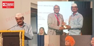 દિલ્લી: ધોડીઆ ભાષામાં કવિતા રજૂ કરીને ગુજરાતના આદિવાસી કવિ કુલીન પટેલને દિલ્હીમાં કરાયા સન્માનિત..