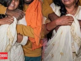 મહિલાને સજા: જાહેરમાં છેડતી/બળાત્કાર ! : રમેશ સવાણી