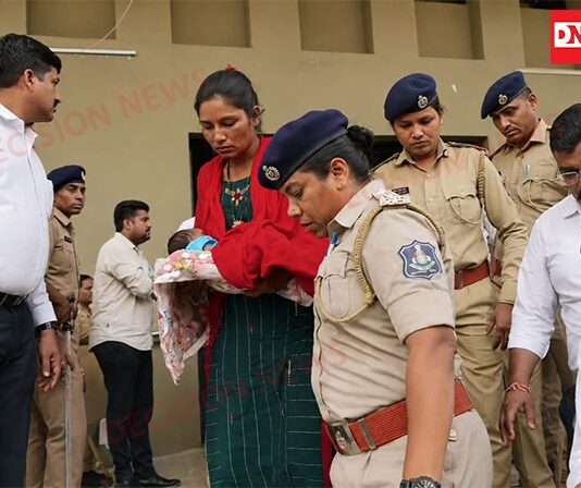 18 વર્ષ નહીં, 18 દિવસના નવજાત શિશુ અને માતાની જેલમાં ધરપકડ: રાજકીય વેરઝેરની નિંદા