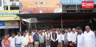 ભાજપ પ્રદેશ સંગઠન મહામંત્રી રત્નાકરજીની વાંસદાની મુલાકાત: સંગઠન મજબૂત કરવા અને જનસંપર્ક વધારવા કાર્યકરોને આપ્યું માર્ગદર્શન