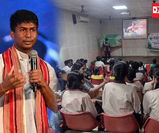 ધરમપુર વિજ્ઞાન કેન્દ્ર ખાતે યોજાયું વન્યજીવન સપ્તાહ અંતર્ગત ગીધ સંરક્ષણ પર નિર્મિત ડોક્યુમેન્ટરી ‘જટાયુ’નું સ્ક્રિનિંગ